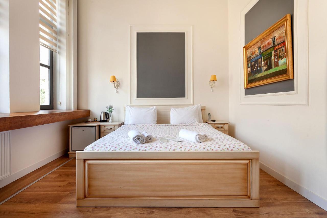 Cezayir Rooms อิสตันบูล ภายนอก รูปภาพ